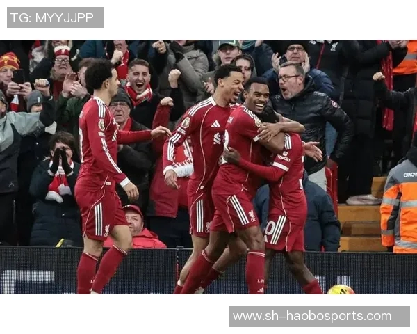 利物浦领跑争夺18岁中场马内狼队标价5000万镑引关注