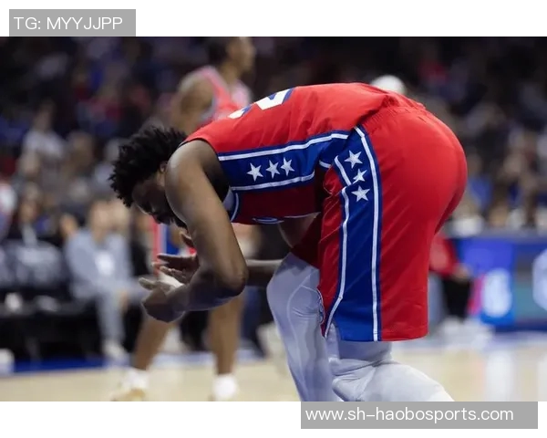 76人对决独行侠恩比德与乔治因伤病管理缺席引发关注